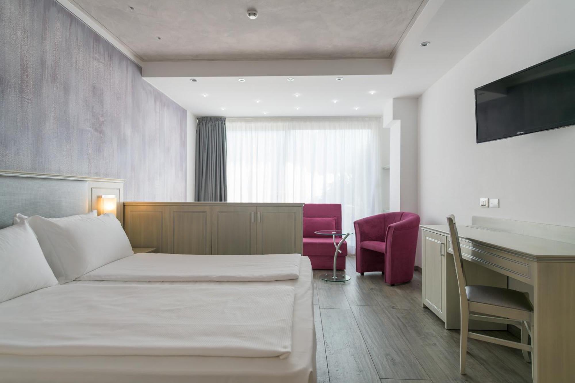Garda Suite Hotel (Adults Only) Limone sul Garda Luaran gambar