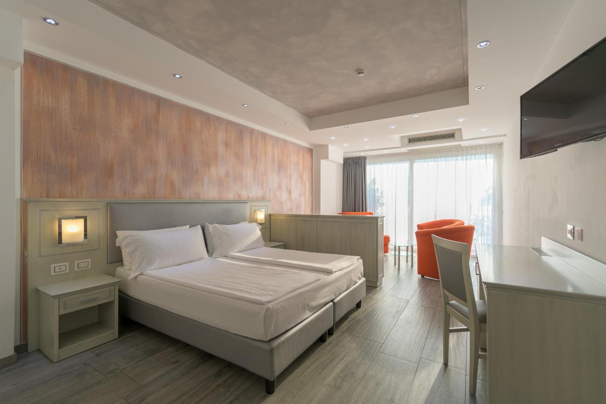 Garda Suite Hotel (Adults Only) Limone sul Garda Luaran gambar